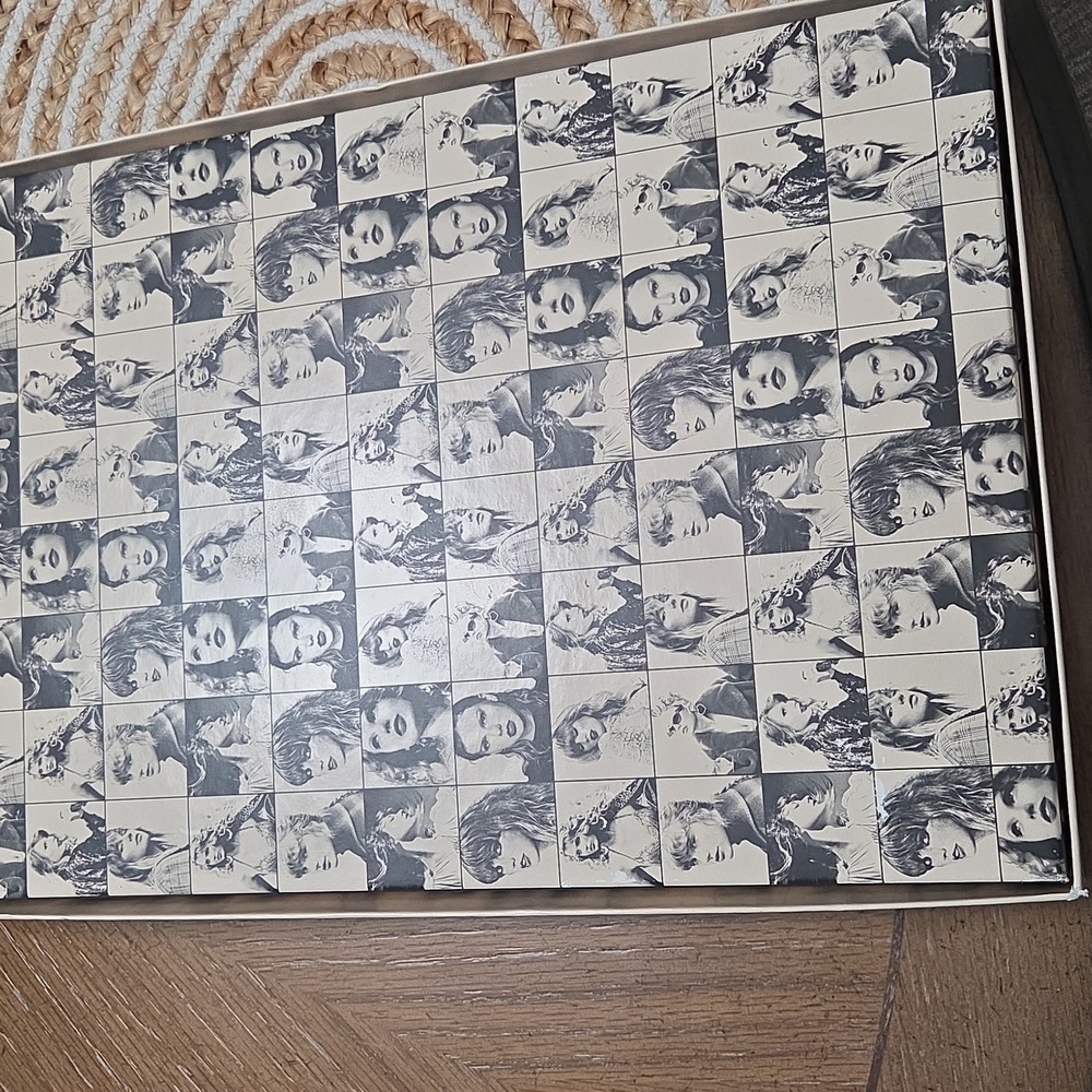 Taylor Swift Eras Tour VIP Box - Picture 5 of 6